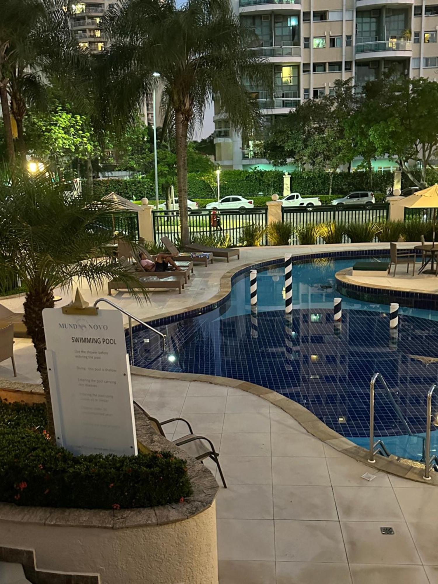 Barra Da Tijuca - 9 - Flat Premium Com Cozinha, Fogao Cooktop, Geladeira Grande, Smart Tv Grande, Lindo E Muitissimo Confortavel, Balsa Para A Praia Gratis E Estacionamento Gratuito Rio de Janeiro Exterior foto
